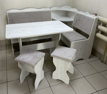 Кухонный уголок Миссия с полкой ткань в Бердске - mebel154.com